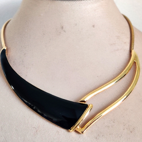 Vintage Statement Monet Necklace - Picture 4 of 10